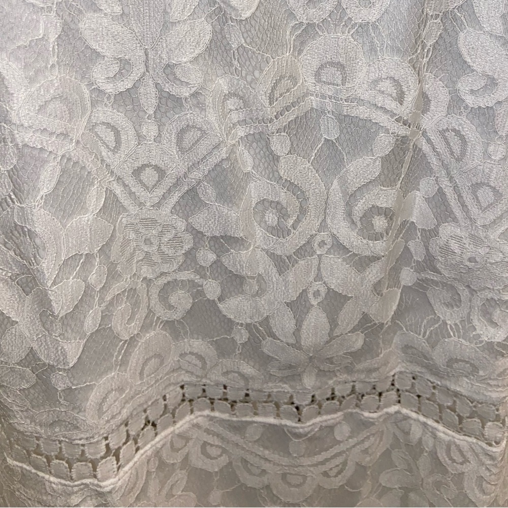 Black Tie Lady THE MEDINDIE DRESS WHITE with open lace boho backless dress - Picture 7 of 13